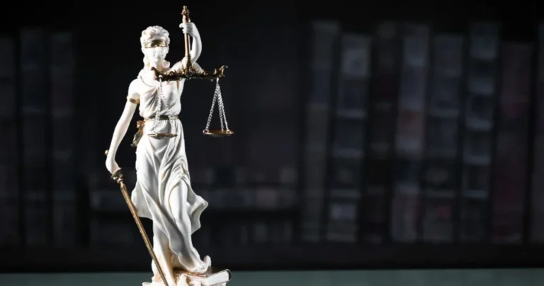 Capa do artigo: Vazamento de dados resulta em dano moral aos titulares?