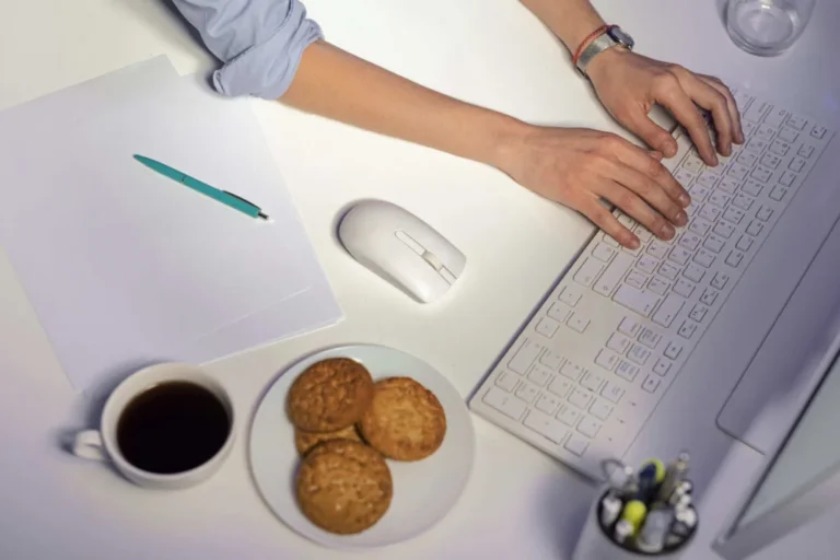 Capa do artigo: Como a gestão de cookies pode proteger sua empresa contra multas da LGPD